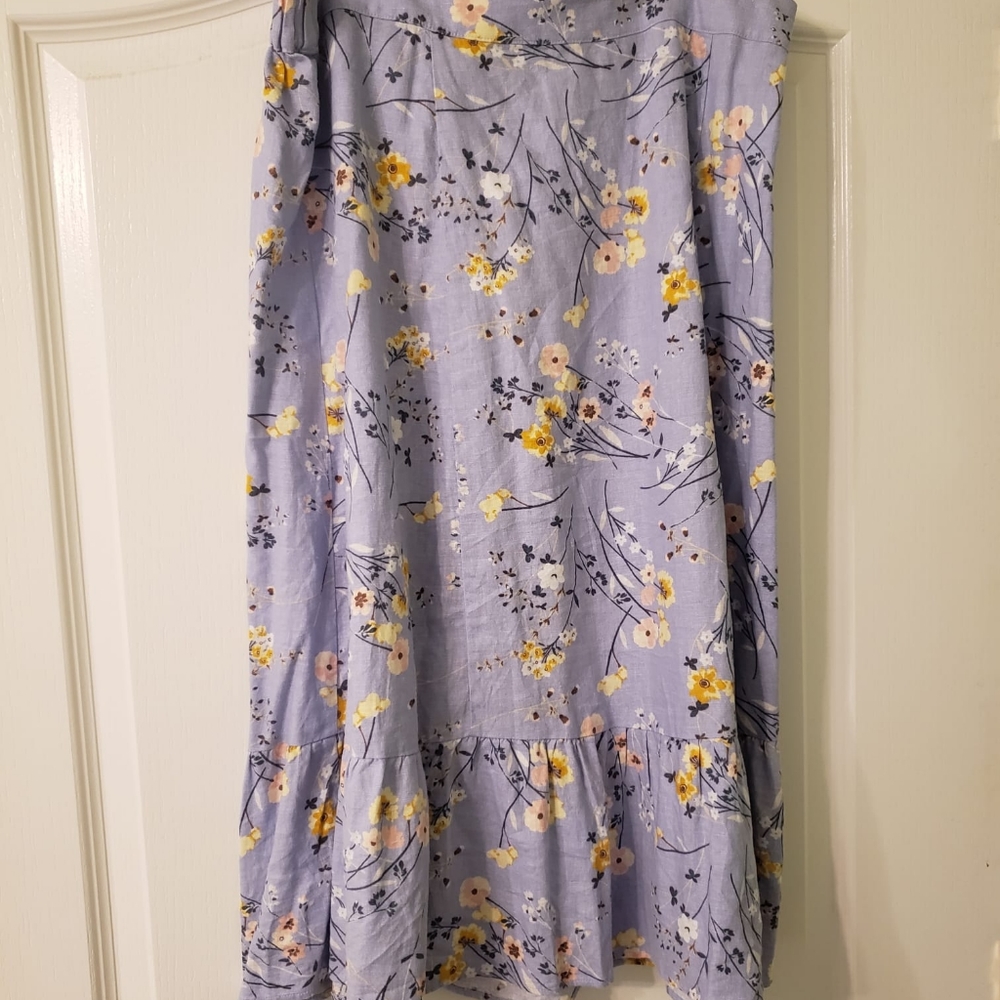 Butiful skirt loft size large